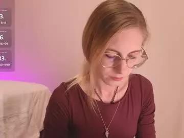 girl_i_am on Chaturbate