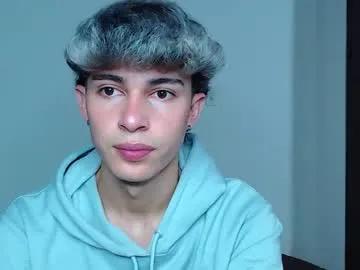 john_vichenso on Chaturbate