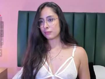 julia_martinezz_ on Chaturbate