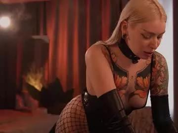 kinkylina_ on Chaturbate