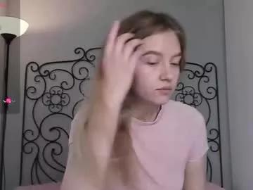 ksuhesa on Chaturbate