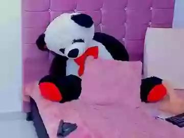 lalisa_manoban on Chaturbate