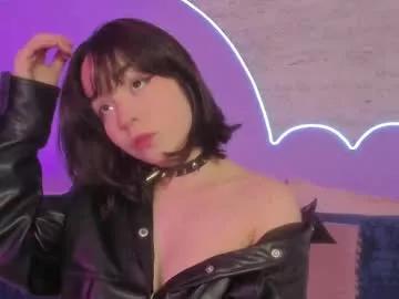 lilou_albrecht on Chaturbate