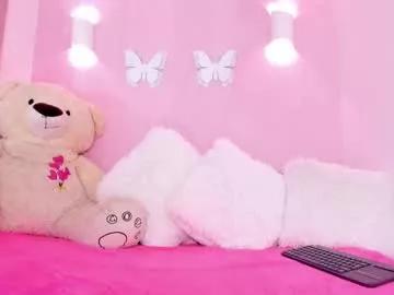 littlearii on Chaturbate 