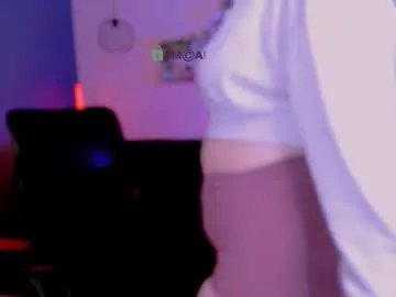 lola_moans