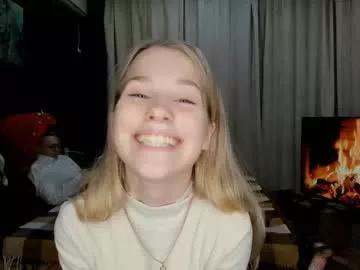 lynntiny on Chaturbate