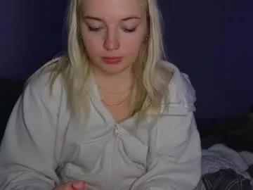 margot_robbie7 on Chaturbate