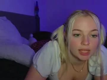 margot_robbie7 on Chaturbate