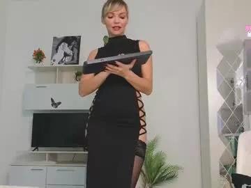 molliblum on Chaturbate 