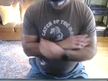 muscledadbear on Chaturbate