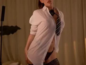 nadia_bliss on Chaturbate