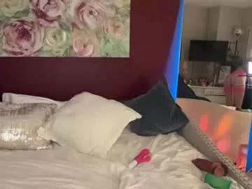 officiallyonlytams on Chaturbate 