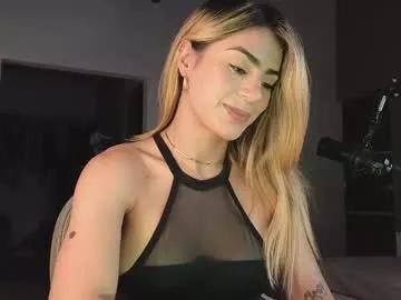 pinkilola on Chaturbate