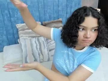 pretty_sunlight_ on Chaturbate