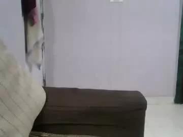 puneripiya on Chaturbate