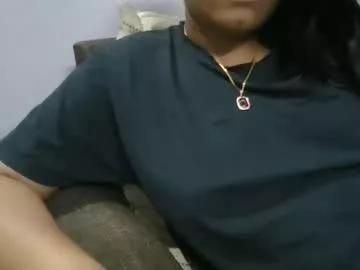 puneripiya on Chaturbate