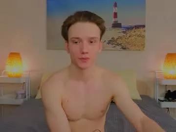 pupsenish on Chaturbate 