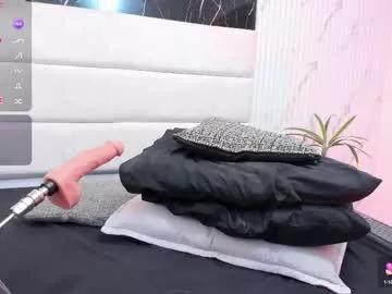 reginavegaa on Chaturbate