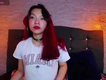 sarasaenz__ on Chaturbate