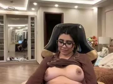 therealcamilabaddie on Chaturbate