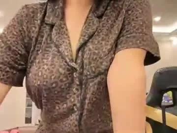 therealcamilabaddie on Chaturbate