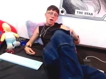 thiago_n_sam on Chaturbate