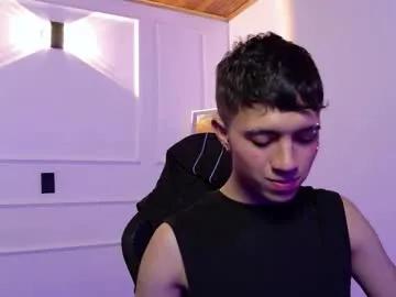 thiago_n_sam on Chaturbate