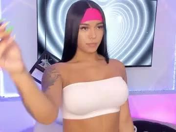 tina_noa on Chaturbate