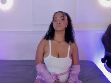 tinacurly on Chaturbate