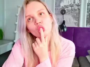 tinasiner on Chaturbate