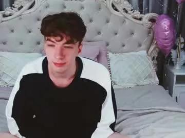 trevorbenson on Chaturbate