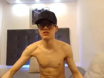 wolfan_sky on Chaturbate