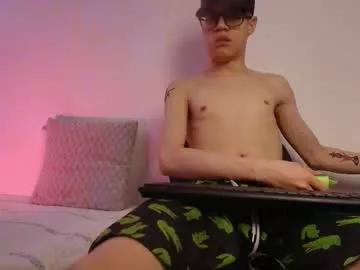 wolfan_sky on Chaturbate