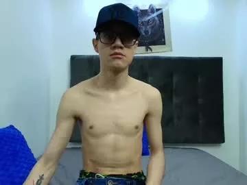 wolfan_sky on Chaturbate