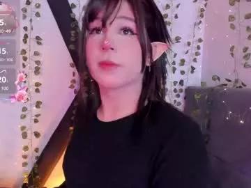 yuri_stars on Chaturbate