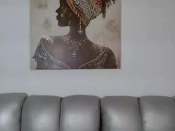 zoecruzz on Chaturbate