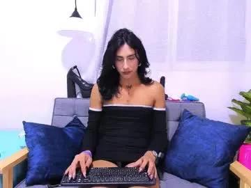 zou_quira on Chaturbate