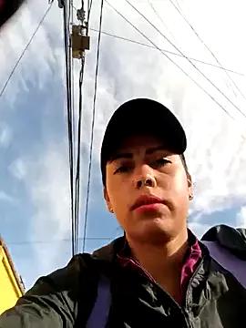 _andrea30 on StripChat