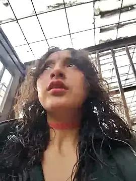 _Laary_Lily on StripChat