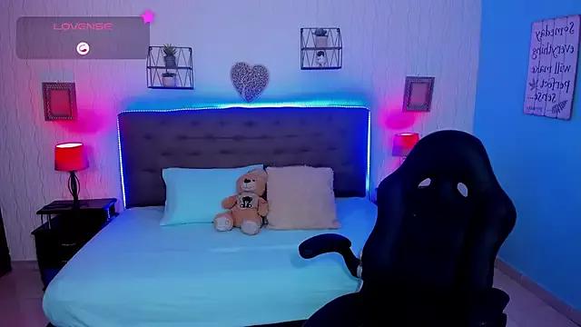 _Lilly_miller on StripChat 