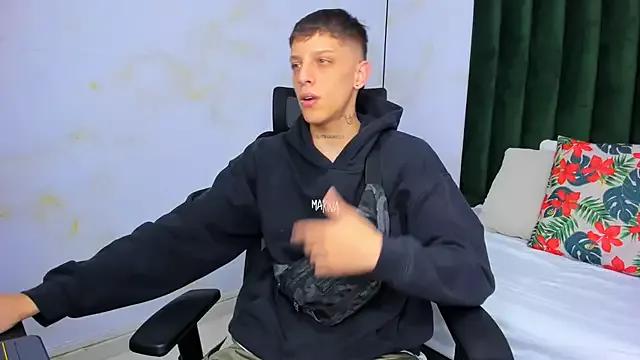 Adam_hard_ on StripChat