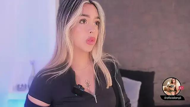 Addison_baker on StripChat