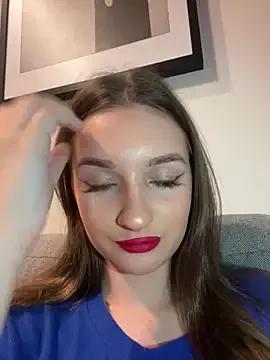 AdelinaEmber on StripChat