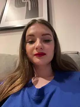 AdelinaEmber on StripChat