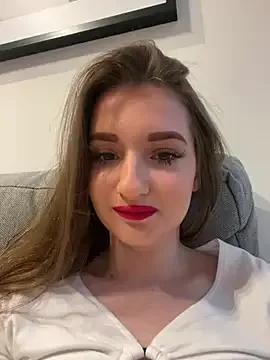 AdelinaEmber on StripChat