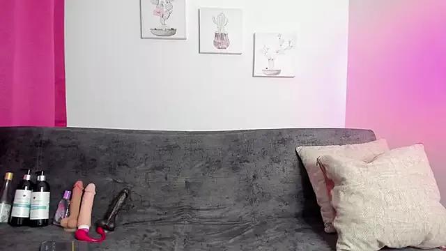 alejandra-cortes on StripChat