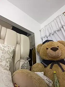 ALISSON_FOXXX1 on StripChat