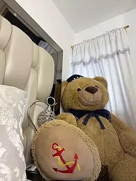 ALISSON_FOXXX1 on StripChat