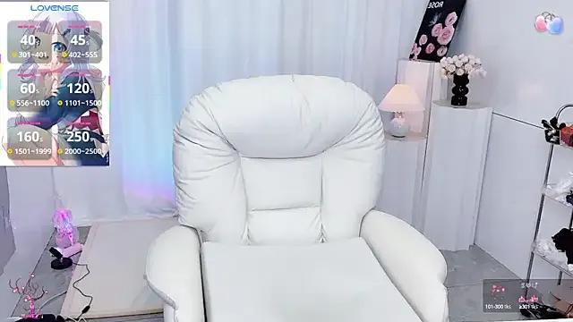 Alma_va on StripChat