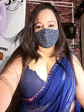 Alsummi70 on StripChat